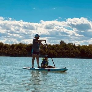 Meet your Posher, Carla